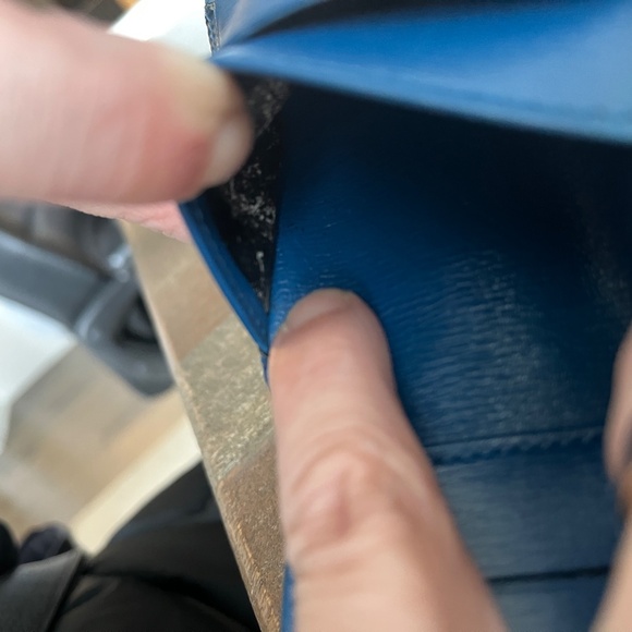 Louis Vuitton Blue Epi Bifold Wallet - Picture 11 of 16